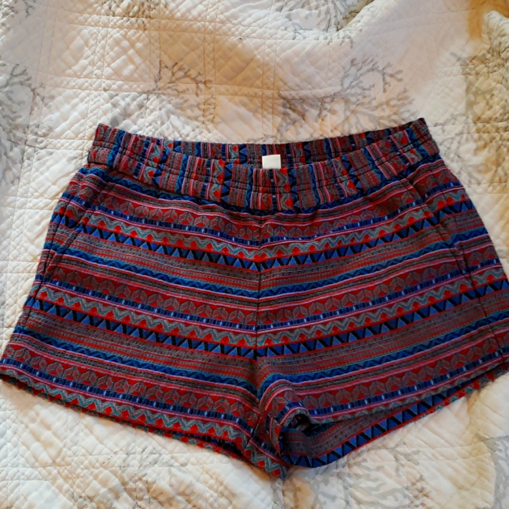 Gorgeous patterned shorts.